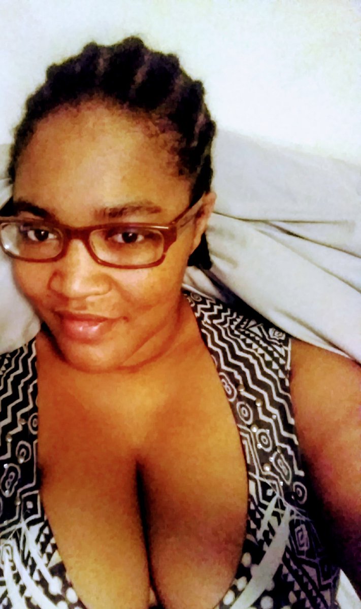 AaLeeNicole's tweet photo. #bedready https://t.co/AecuqscOnL