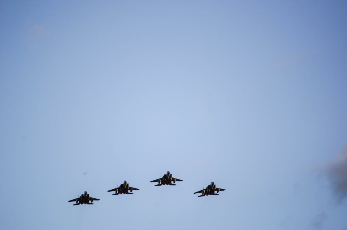 4 beautiful F-15 Strike Eagles opened up the 2018 Football Season. Had a lot of fun chasing these beats.