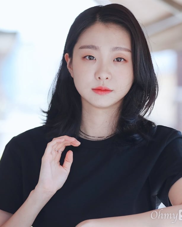 Bluvie2's tweet photo. Wishing you a happy birthday. Best of luck in the future.❤🎂
#HappyDaMiDay 
#김다미_생일축하해요
#봄날처럼_눈부신_다미야_생일축하해 https://t.co/5NWtASNRXK