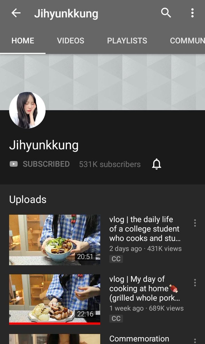 6. JihyunkkungCafe vlog-nya dia bikin rileks, serius. Nonton cafe vlog-nya dia bikin ngantuk banget dan super satisfying