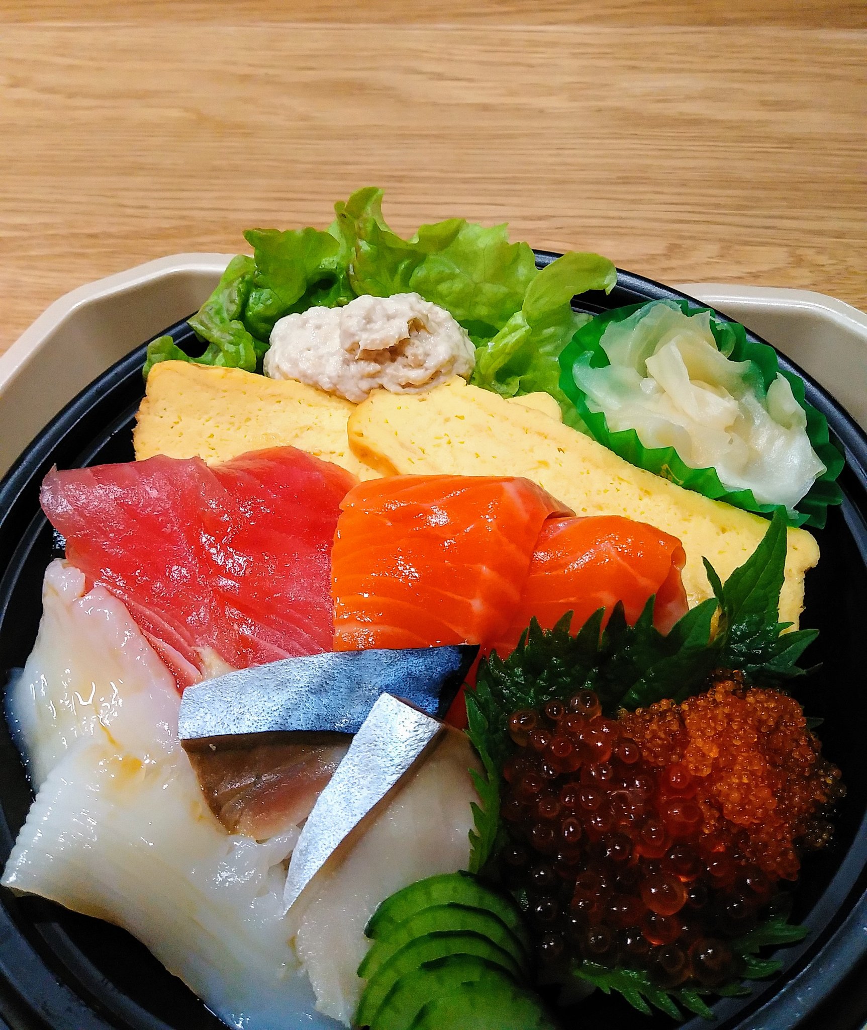 カナへーナ 疲れすぎて根城から すしone 召喚 W 10円 配達無料 札幌海鮮丸系列店なのでザンギ いももちもあります すしザルザンギと生チラシ丼 建物内には同チェーンの話題のミルフィーユカツ キムカツ 北海道 も同居 こちらは1500円 配達 カナへーナ 疲れすぎて根城から すしone 召喚 W 10円 配達無料 札幌海鮮丸系列店なのでザンギ いももちもあります すしザルザンギと生チラシ丼 建物内には同チェーンの話題のミルフィーユカツ キムカツ 北海道 も同居 こちらは1500円 配達