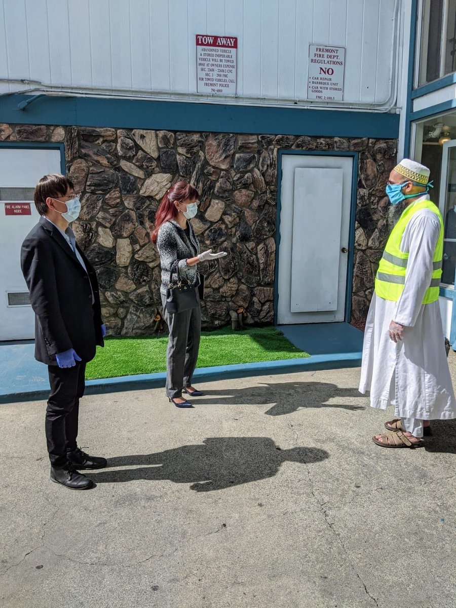 @lilymei4Fremont and Councilman Shao joined @Dawoodi_Bohras of #Fremont #CA to help #feedthehomeless on #WorldHealthDay2020.  Bohras are guided by His Holiness Dr Syedna Mufaddal Saifuddin tus to strive for #zerohunger.  #COVID19