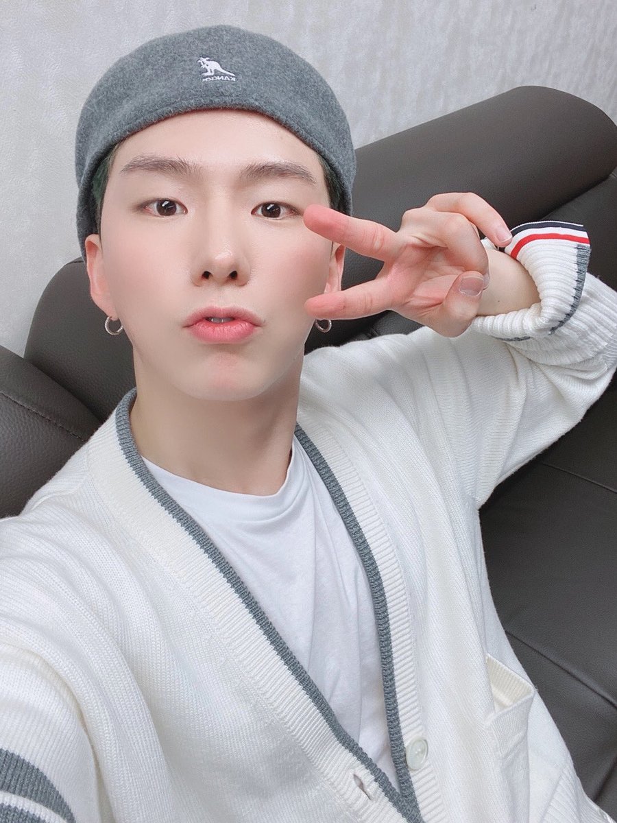 OfficialMonstaX tweet picture