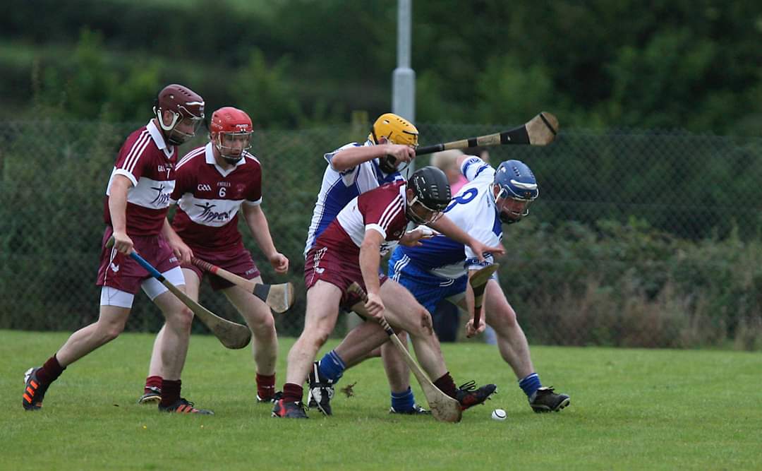 Borris_GAA's tweet photo. Throwback to August 2012 when we took on @cappawhitegaa in Round 3 of Tipperary Senior Hurling Championship in Clonoulty 🇱🇻.
A couple of very fresh faces in there 🐓🇱🇻
#TippSHC #BorrisAbú 🇱🇻 https://t.co/8BY4X6qjTD