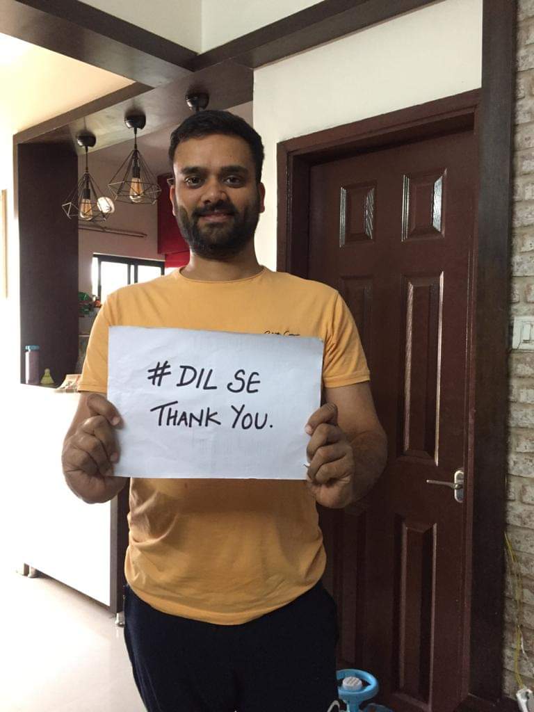 vaibhavmitm's tweet photo. Name : Vaibhav Kiran Jain
City : Indore

Mere Aur mere parivaar ki taraf se...... 
Doctors ,Nurses,Police, Nagar nigam ke workers, NGO, volunteers, government official, vendors, building ke guard ko.........#DilSeThankYou 🙏🙏 @akshaykumar https://t.co/hKqkTQyWIl