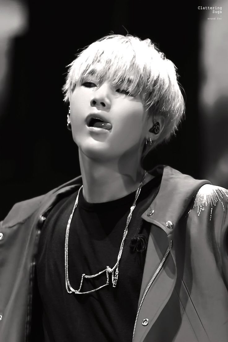 Put you tongue back in you mouth!! Rude....