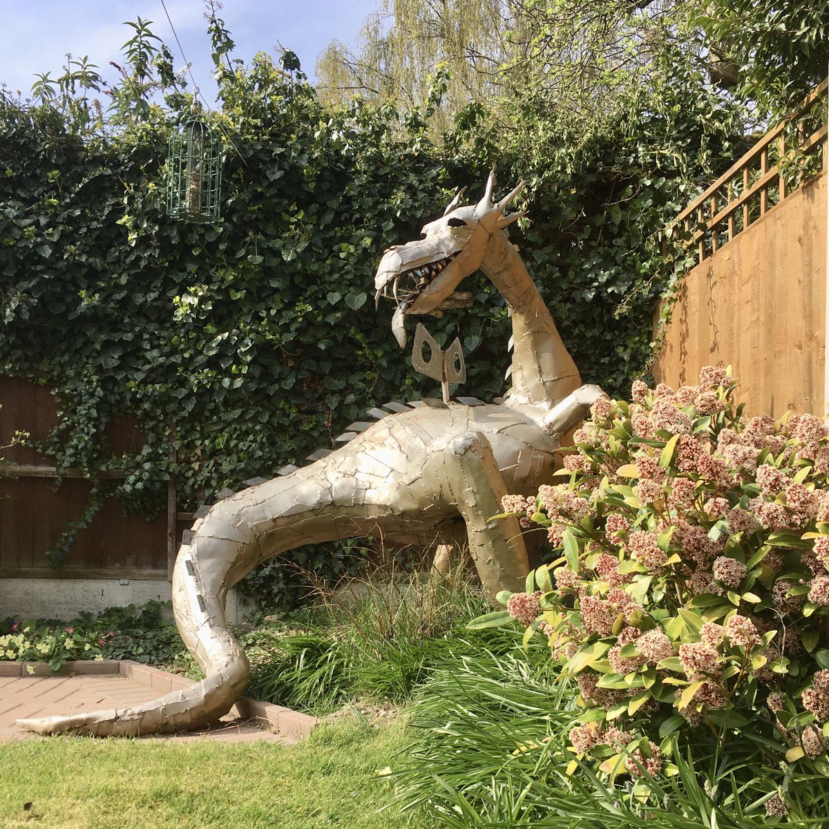 JonathanEmmett's tweet photo. Our clockwork dragon is looking fine in the late morning sun.
@ElysDolan @Peter_Marley_ @OUPChildrens #TheClockworkDragon https://t.co/Nfj2XWC4QF
