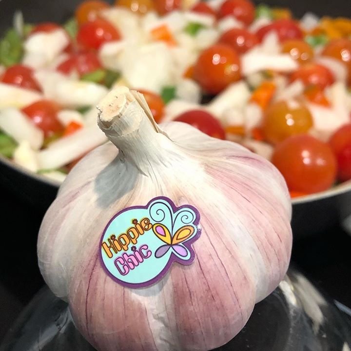 hispalco_es's tweet photo. Nuestros #ajos Hippie Chic ayudan a activar tu sistema inmunológico, aumenta tu resistencia con ajos españoles #hippiechic #healthyfood #salud 
Our Hippie Chic garlic comes from Spain. Boost your resistance with Hippie Chic Spanish #garlic. https://t.co/dY0SFq0O1r