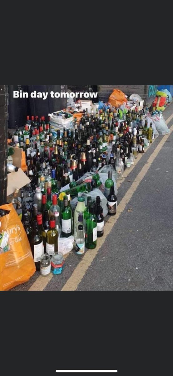 Is it bin day (lockdown style) for you? 

#lockdown #lotsofwine #binday #binsout