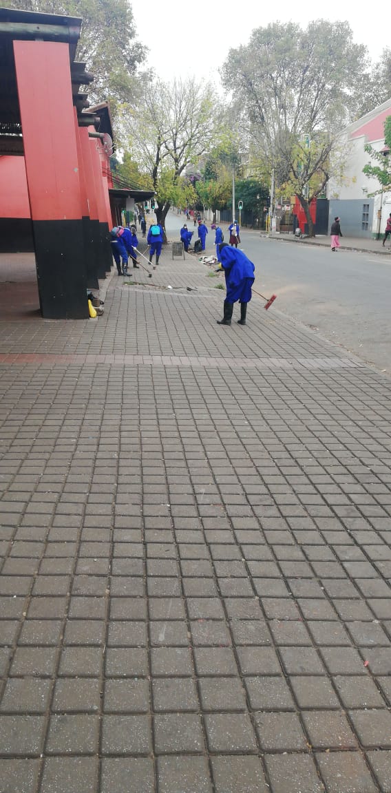 The Yeoville Transport Facility also got a deep clean  #Day14ofLockdown  #StayAtHome    #JoburgCares ^NS