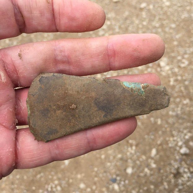 ..what I pulled from the earth was this. With 5 years of detecting experience behind me, I can tell instantly that this is old. Very old. But back then, I’m not ashamed to admit that I had no idea. A friend was the first to point out what it was..