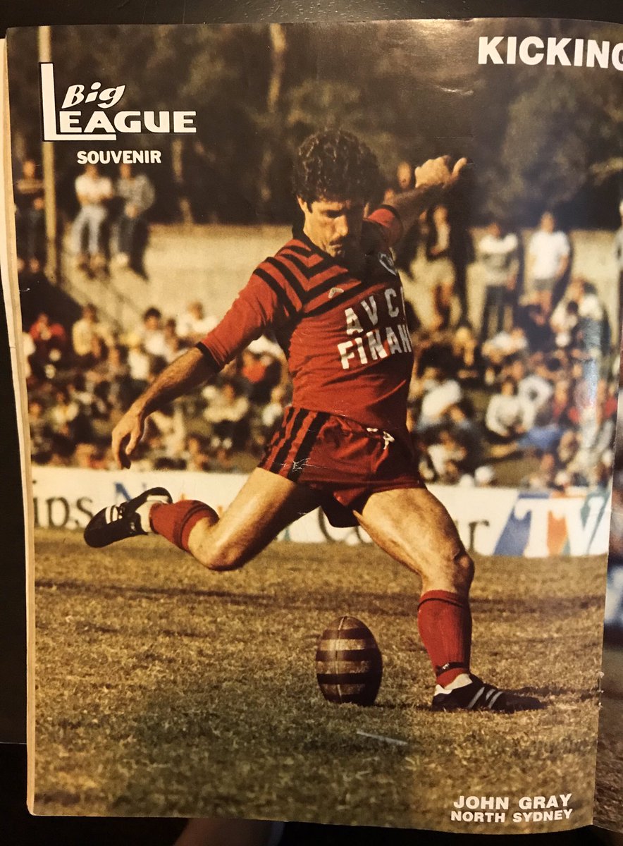 JNBuffier's tweet photo. It seems strange to me that a national footy code doesn’t have a team representing the vast corridor stretching from Sydney Harbour to Lake Macquarie.
The @NthSydneyBears were generous enough to send a young Rugby League fan a few things in 1985.
#BuffsStuff https://t.co/XKLnnz1gUW