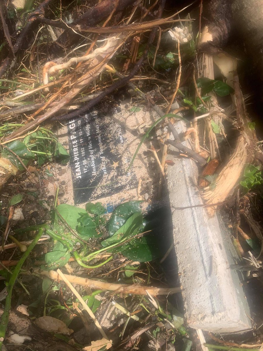 Update: I wrote this thread yesterday evening as  #TCHarold was nearing us. It came closest at 7am.My friends’ place and resort they were taking over in ‘Eua got smashed but she sent me this photo at 1pm.“That’s all that’s left of the whole graveyard”