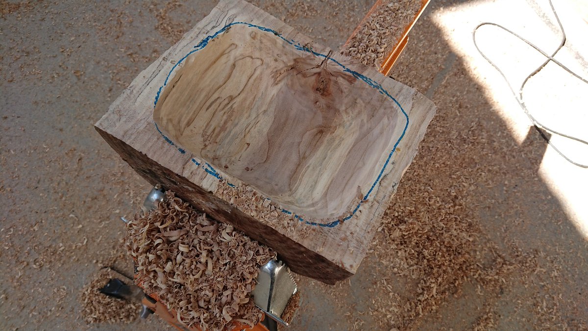 Kennen Sie schon den Super-#Carver?
⚒ zum #manuellen #Schnitzen/#Fräsen von #Holz
⚒ verwendbar auf #Winkelschleifer Ø115 und Ø125
⚒ #CNC-gefertigt
⚒ #Präzisionswerkzeug

Mehr Info: lmy.de/aZgFf

#woodworking #wood #woodart #woodworkingskills  #woodworkingtools #DIY