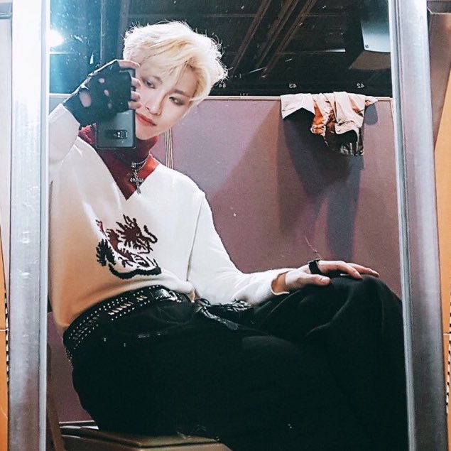 ⌗  :: day 99.you posted again! only this time it was an old photo from smn/hala hala era, which i still appreciate very much. blond seonghwa was such a look, pls bring it back. i hope ur doing well!! please take care i love you! ❦