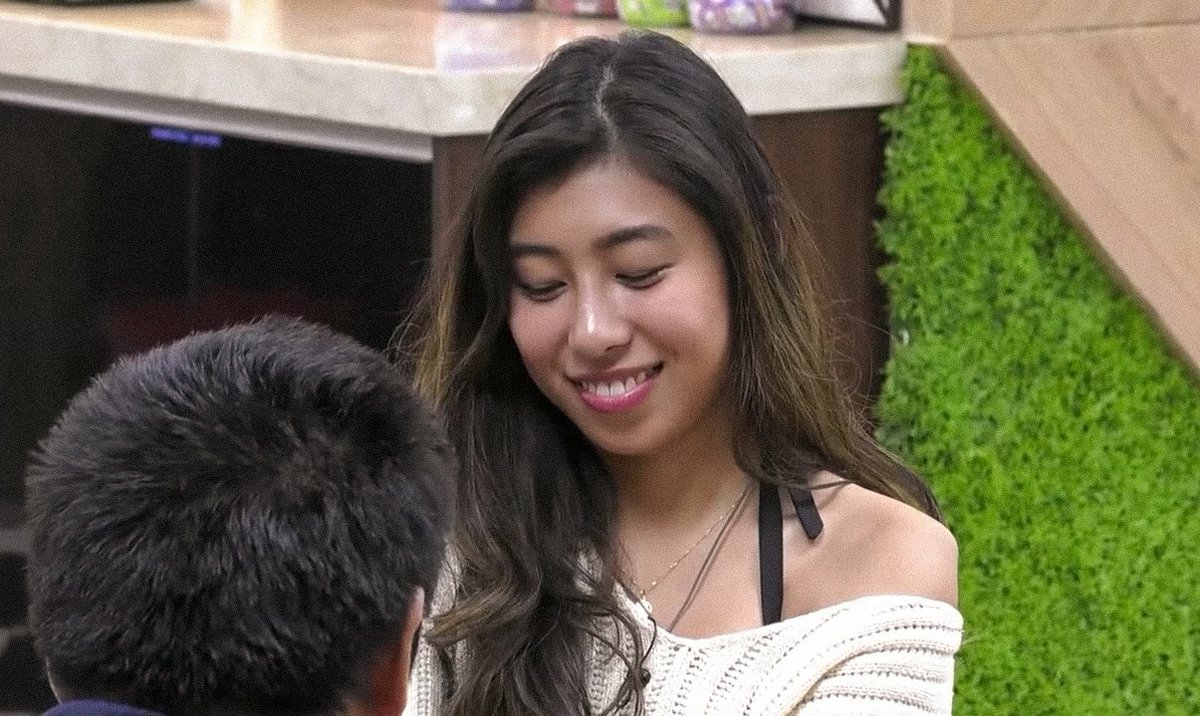 wittykiara's tweet photo. happy kiara will always be my favorite *heart heart*

HUWEMissYou KIARA https://t.co/fXbdbfFkqo