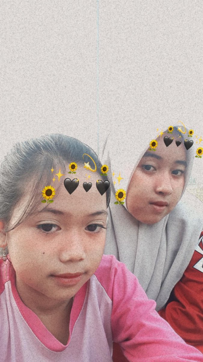 Naninputradaer1's tweet image. MENIKMATI
                 WAKTU    
                 -----------
Karena waktu tidak akan berputar kekiri!
    #llfl #KamisHalu #dirumahaja