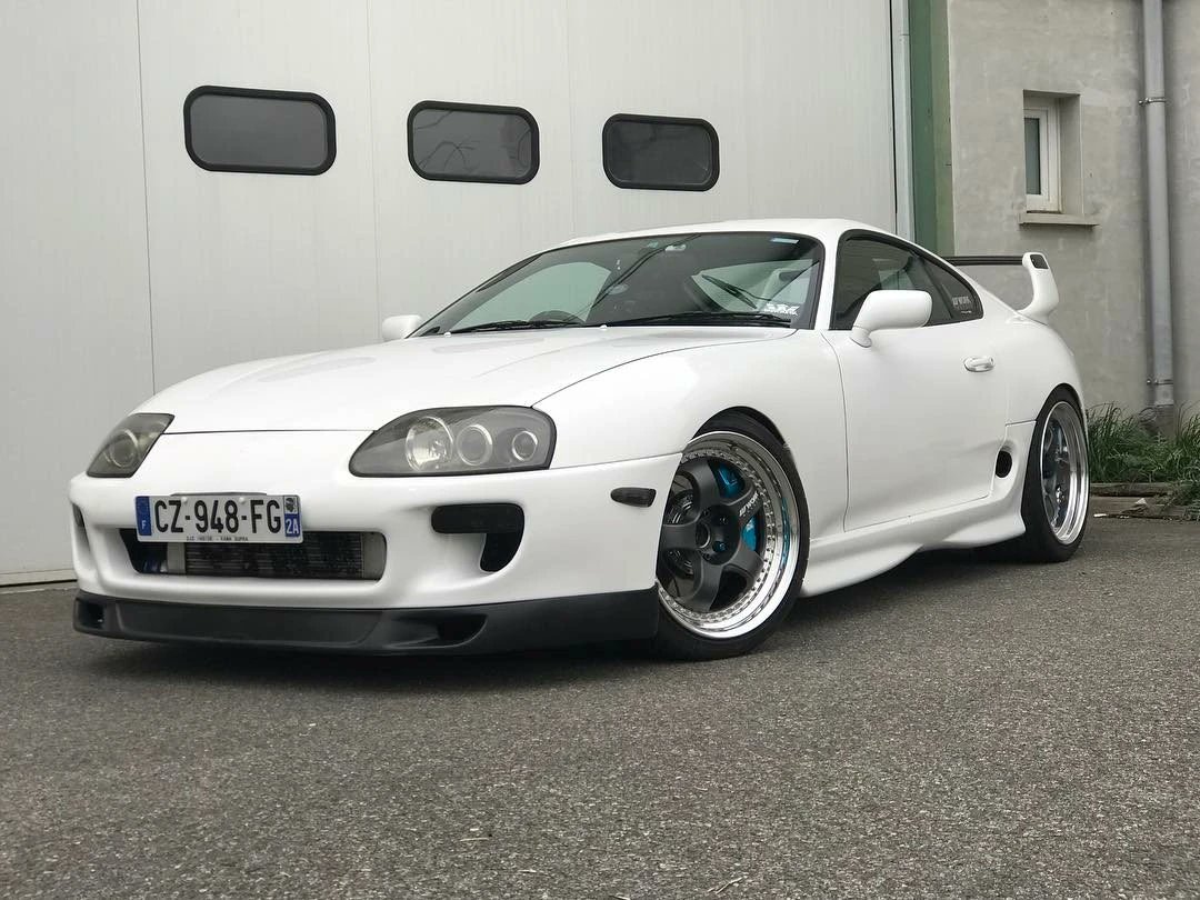 - Skyline - Supra.