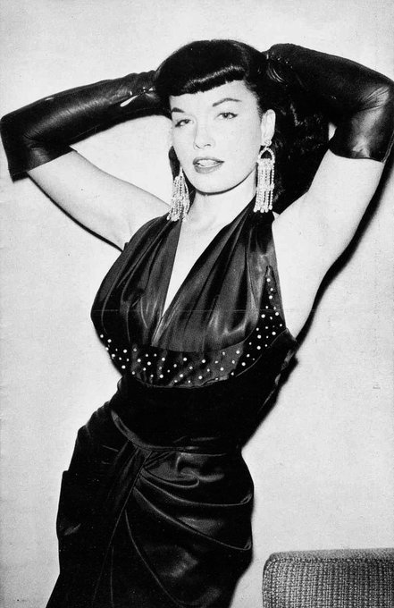Watch Bettie Page's leaked NSFW photo on TwXstars