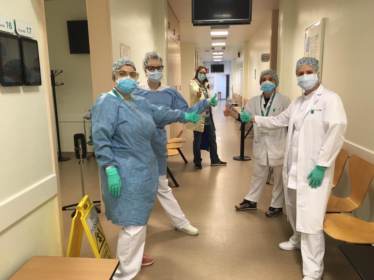 MireiaLopezP's tweet photo. #COVID19 No tinc pneumonia💪si 1megaequip q hem cuida❤️Montse,Gemma, Encarna,Ingrid,Elisa,Elena,Natalia,Carolina,Maria,Rocio,Maite, Noura,Mercé,Meritxell,Núria,Pinyol,Mauri,Cristina @eblatgui @aliciaalcarazro @LlSerrat @susgonza @Lore13nov @isabeelmasmassa #caplescorts @CAPSBEsq https://t.co/byMjn9d7mE