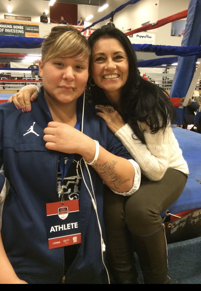 DMRX03's tweet photo. My 1st born turns 29 today...I started my 🥊journey with her & she took me places I never dreamed possible Happy Birthday Nec #AlwaysAlways @sarahdeming @raquelruizwrite 🎉💕🎁🍰 #Myfirstborn https://t.co/GVusYZXzNY