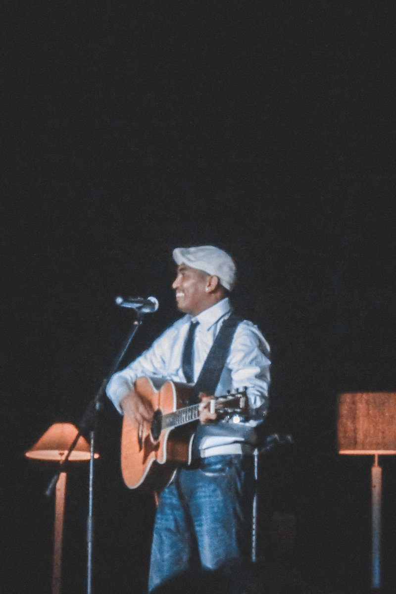 mijnsimpel's tweet photo. Jogja Februari 2011 di UMY
Mungkin Konser Trio Lestari yang pertama
Waktu itu cuman punya Camera Digital merk Casio.
Bulan Feb dpt Notif dr Google Photos. Klo pernah ad Photo ini. Dan ini Photo2  yg pertama Kali di Upload ke Google Photos....
@GlennFredly @dr_tompi https://t.co/6oAtsnQ5RT