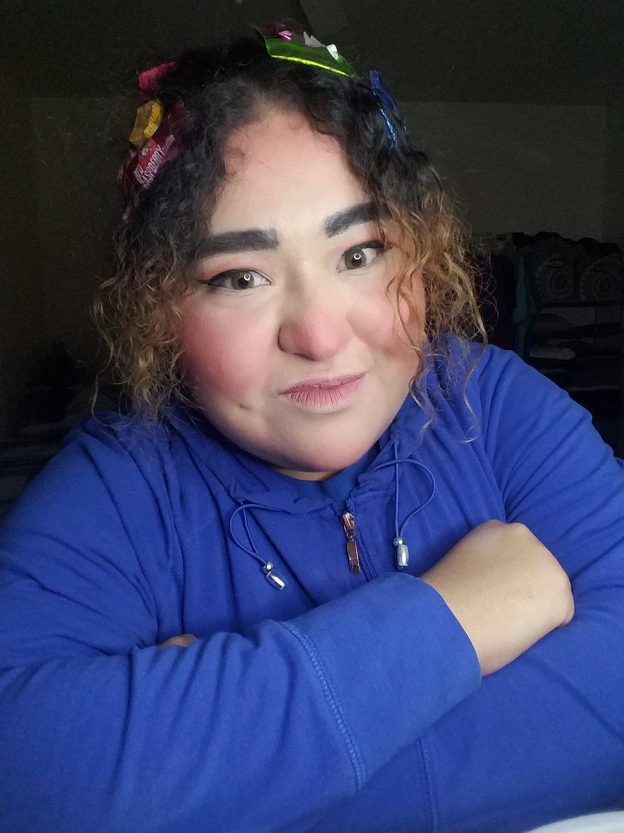 aly012's tweet photo. Trying something new! #makeupchallange #disneyprincess #selfcare #VanellopevonSchweetz #WreckItRalph https://t.co/Cm9JiX55dA