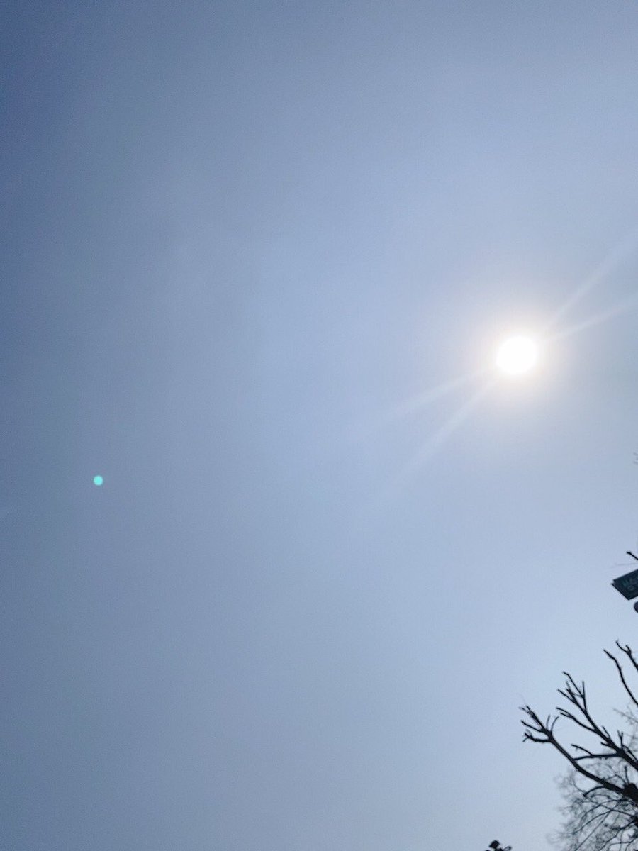 ATEEZofficial's tweet photo. [#홍중] 날씨 좋다~☀
#ATEEZ #에이티즈 https://t.co/hlcLDvVdde