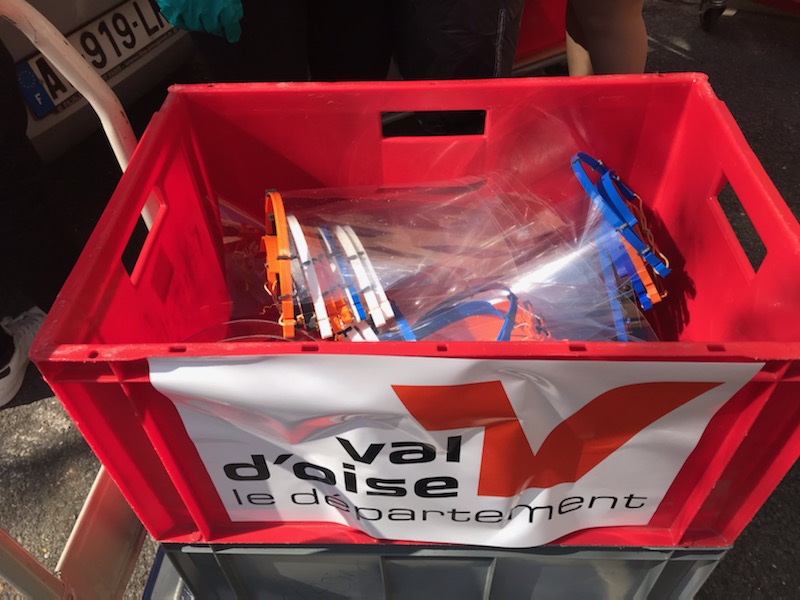 valdoise's tweet photo. #covid19 #santepublique #ehpad
Elles s’ajoutent également aux 250 visières apportées par l’Union @MairesValdOise. Le @valdoise distribue immédiatement l’ensemble de ces visières de protection dans les EHPAD du #valdoise. Merci à tous pour cette mobilisation ! https://t.co/8LZRzRO2Gk
