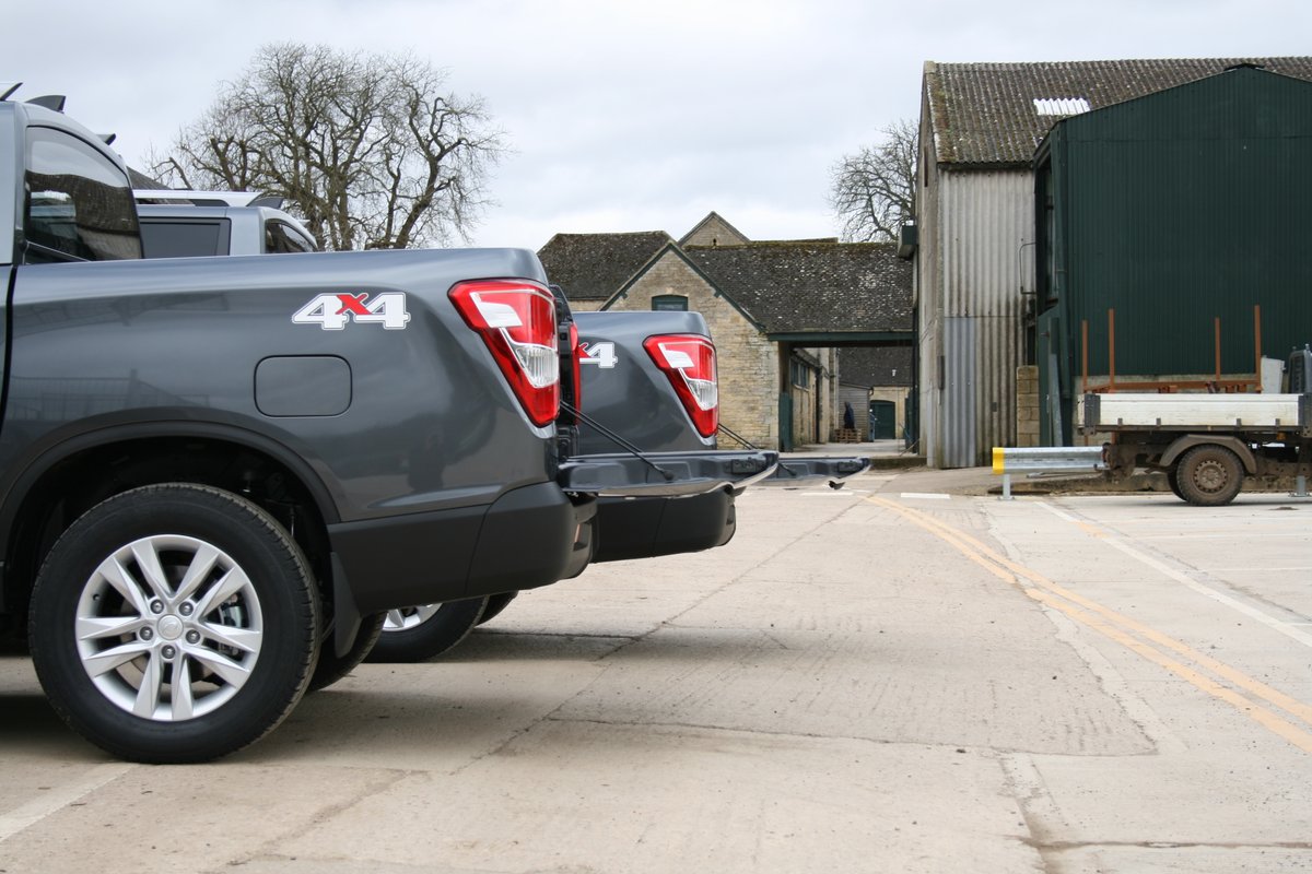 KGM_UK's tweet photo. Curious as to how the load bed of the new #MussoRhino compares to the #Musso? 1.30m vs 1.61m, it's an absolute beast! 

Find out more:
https://t.co/jsoUntEQVs 

#SsangYongGB #SsurprisinglySsangYong https://t.co/UAb5OSdiSA