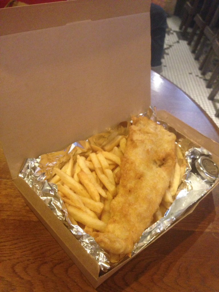 バーモンジーカフェ Take Away Fish And Chips お持ち帰りメニュー フィッシュアンドチップスからスタートさせます 900 ついでに名古屋市内のみデリバリーも 別途 500 デリバリーのみ14 00 21 00 ラストオーダー オーダーはこちら080 4549 6464