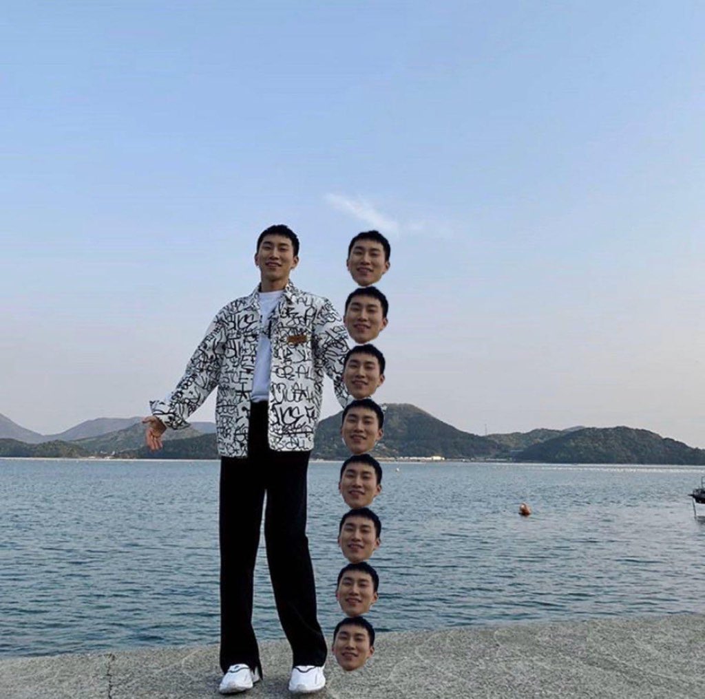 23luv_btob's tweet photo. ウングァンってさ、
身長は低めだけど、スタイルは普通に良いよね🥰💕
8等身?!😂😂😂
#OurSilverLightIsBack
#내사람_은광아_보고싶었어
@BTOB_SEKwang https://t.co/dPdun2FPwa