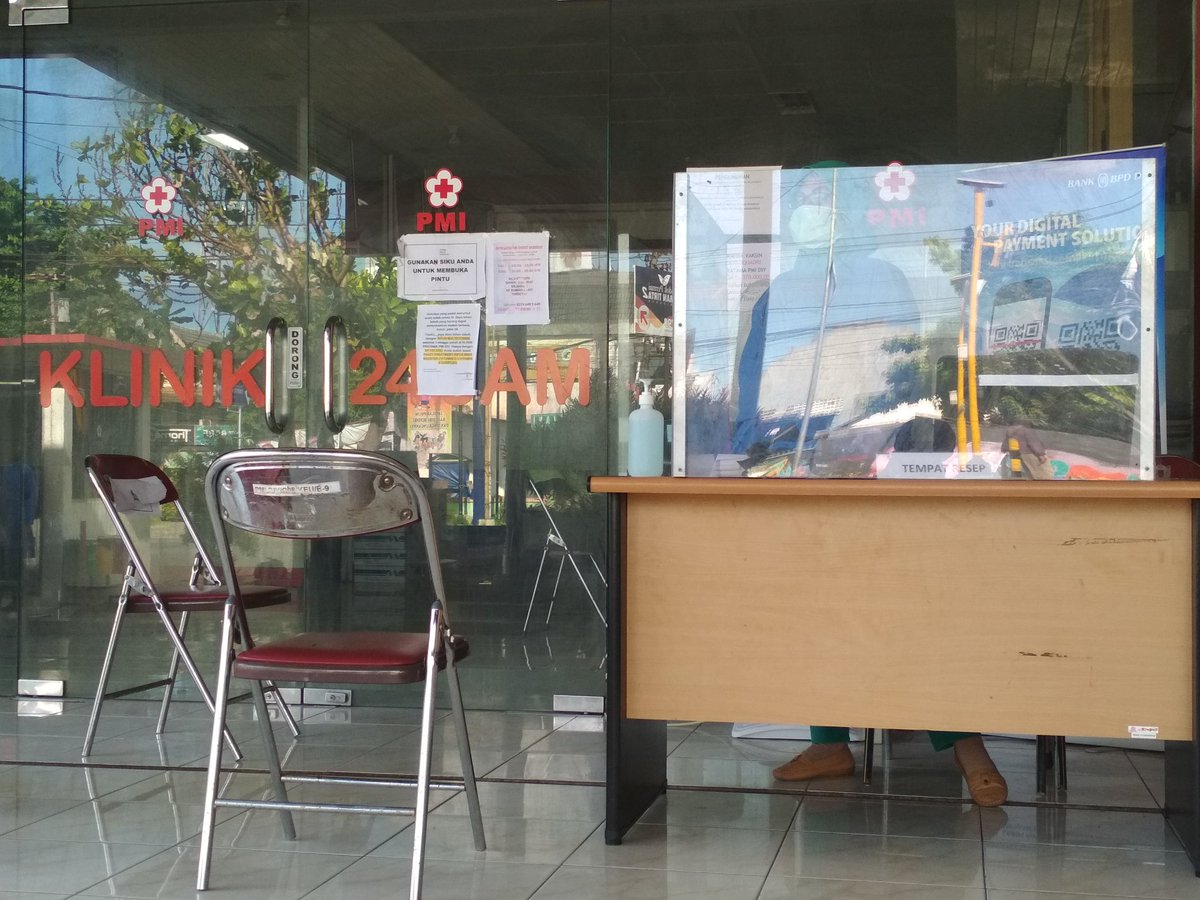 Dogefather36's tweet photo. Bismillah..
Persiapan sosialisasi dan implementasi #SIMKlinik berbasis online dan android di Klinik Pratama dan Klinik Hemodialisa PMI Daerah Istimewa Yogyakarta.
Making Indonesia 4.0?? Pasti Bisa ๐ช๐ช
@budimandjatmiko https://t.co/QsEcS8jsDS
