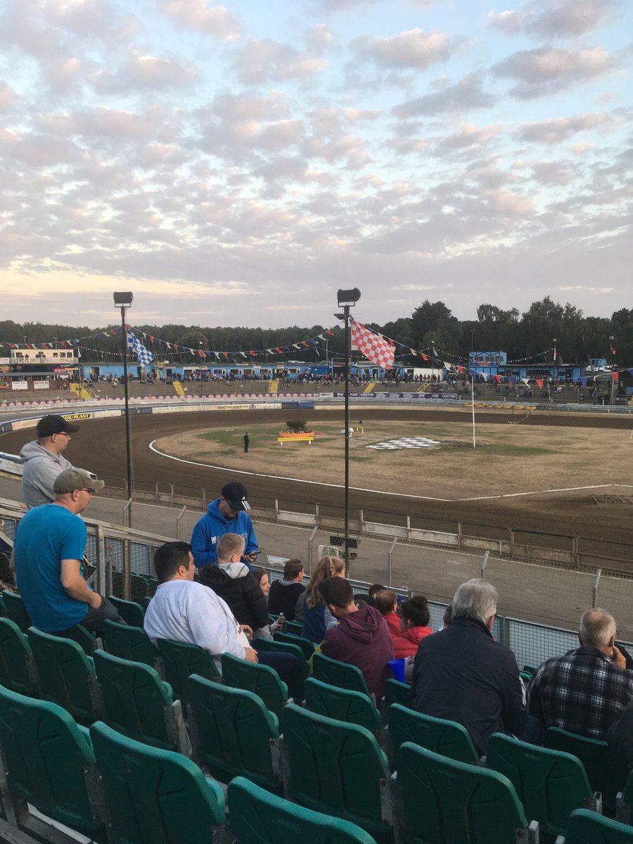 HAYLEY CONSTANCE tweet media