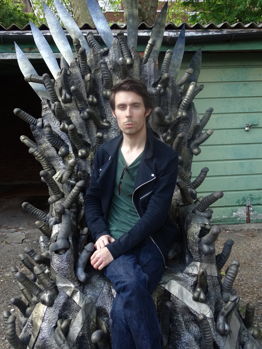 OhHiRalphJones's tweet photo. Five years today. Never forget. #dildothrone https://t.co/bDs4UO77y3