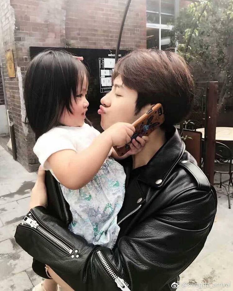 jackson wang being daddy material ; a thread