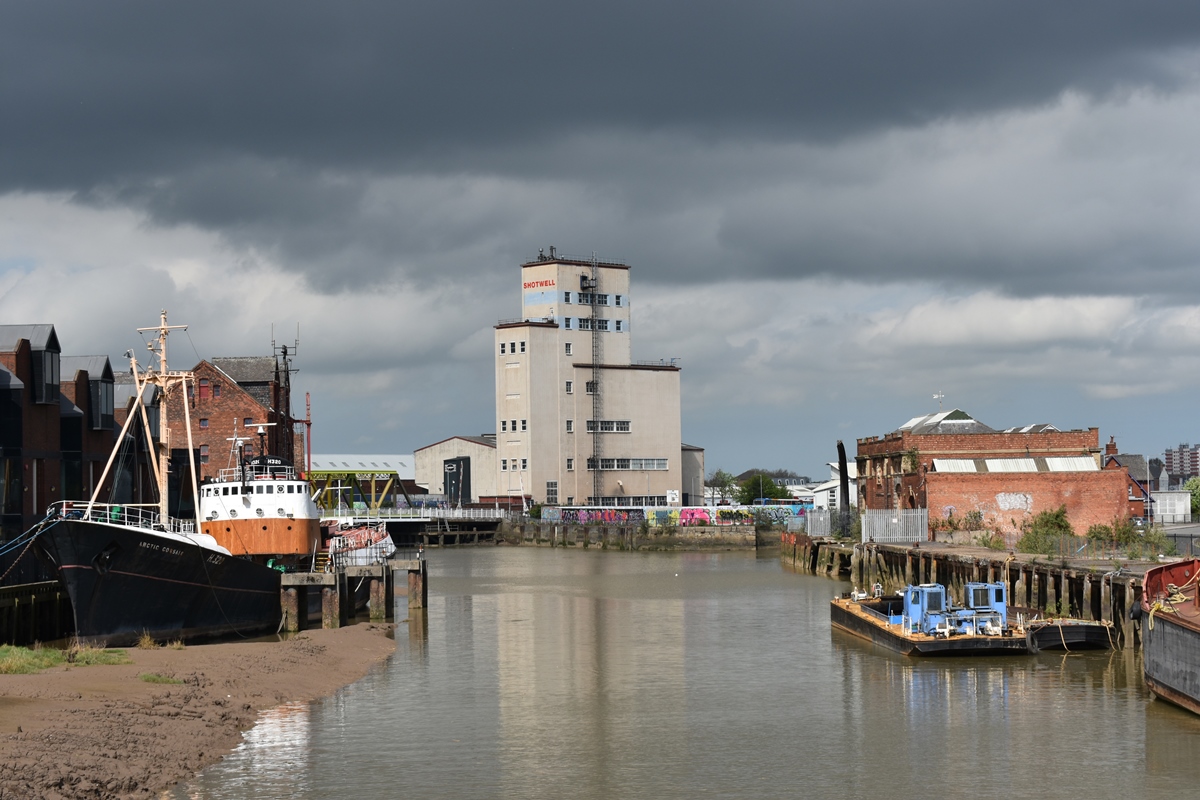 It’s Friday so time for another virtual  #LowTideTrail  #archaeology walk! Today we’ll take a Twitter based tour of Hull. Join us to learn about the city’s maritime past and its urban archaeology  #HumberDiscovery