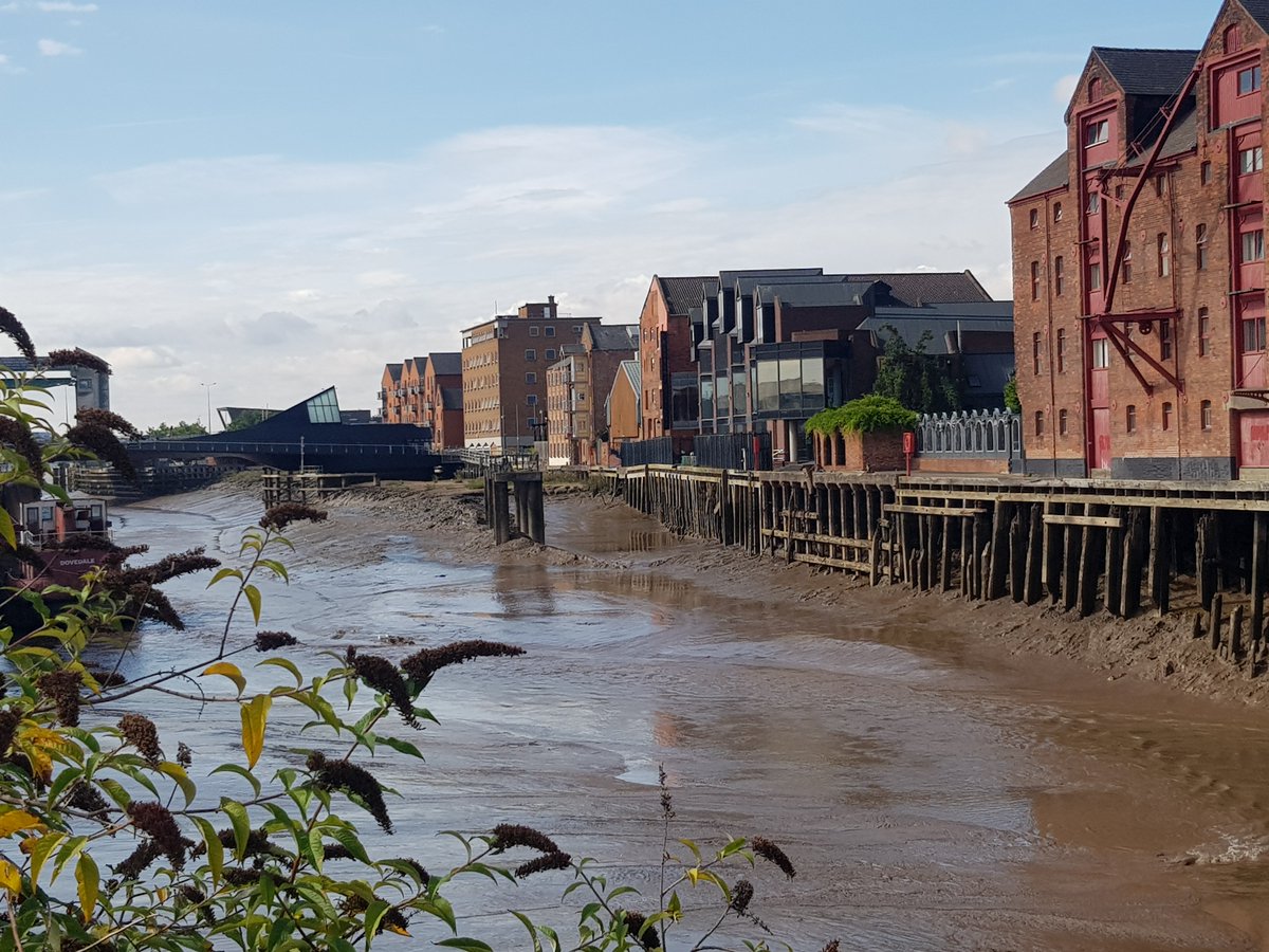 Hull’s fishing industry can be traced back to the 12th century. In 1160, the Monks of Meaux Abbey, at Wawne near Beverley, were granted the right to fish in the estuary and the open sea outside the mouth of the Humber by King Henry II. Find out more here-  https://www.thinglink.com/scene/1303667005517201409