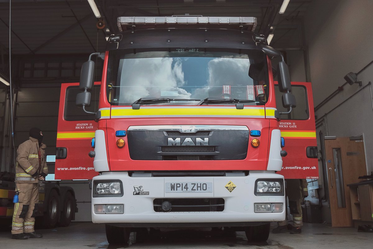 AvonFireRescue's tweet image. 🚗🚗 Last week, we attended just one road traffic collision across the Service area. We would like to thank all drivers for following the #StayHomeSaveLives guidance and reducing the impact on emergency services. 🚗🚗