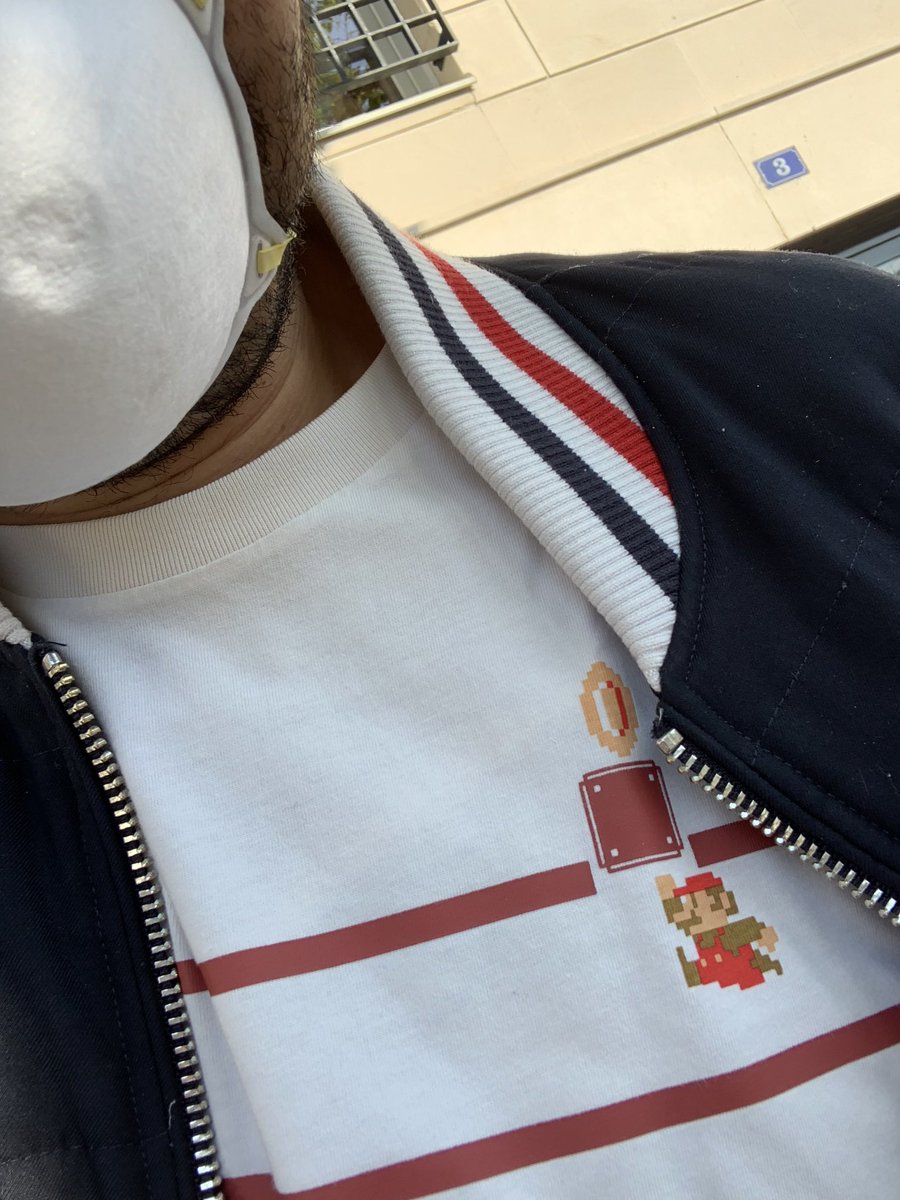 Dr_moji's tweet photo. Ce n’est pas très conventionnel mais j’ai décidé de mettre un peu de gaieté dans mes visites avec mon tee shirt super mario. https://t.co/k3oBuGqQlo