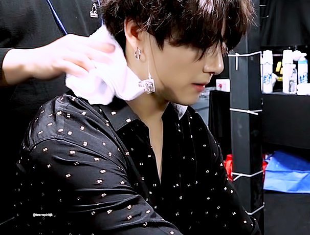 teenspiritjk's tweet photo. #정국 #JUNGKOOK @BTS_twt https://t.co/iXWRUHnnG2