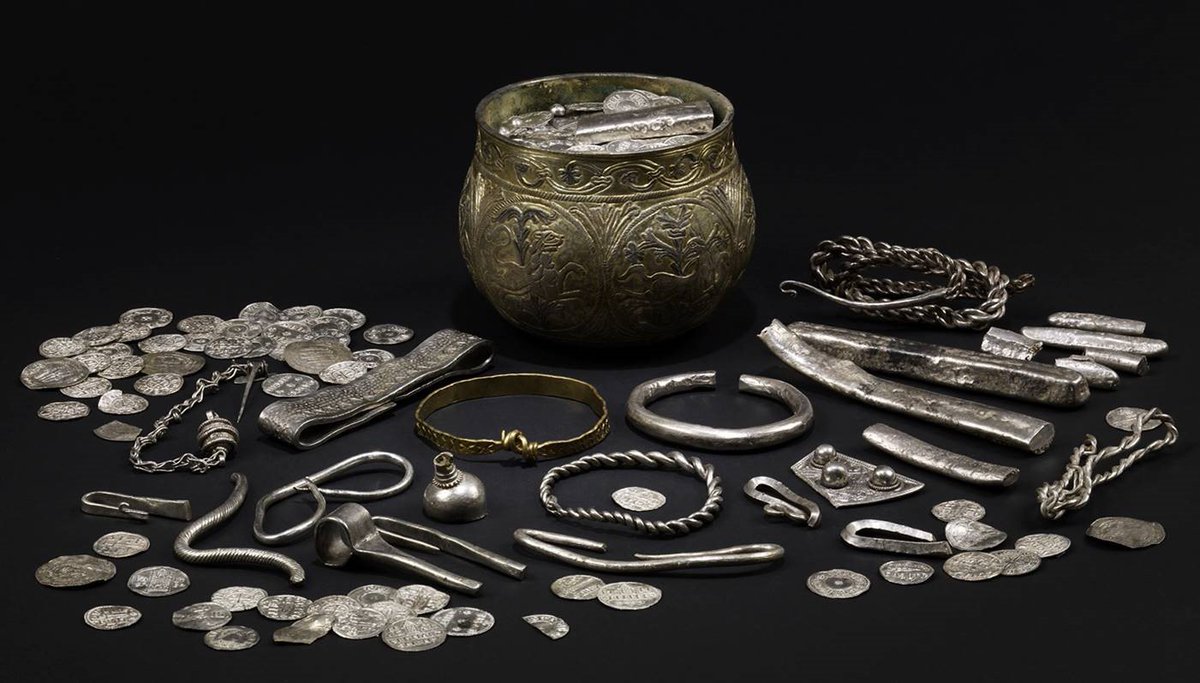 The Vale of York Hoard captures for me why working  @britishmuseum is so fascinating and rewarding. Mysterious buried treasure, Viking raiders, national and global stories and a tale of genuine museum partnership. Everyone loves Treasure!  #MuseumFromHome