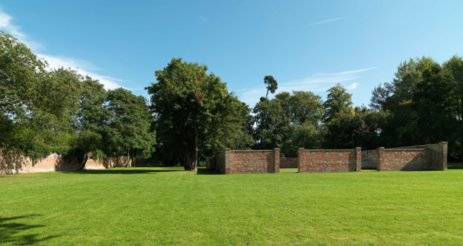 BorrowmyGarden's tweet photo. We hope you're all staying safe and well.
#NewListingAlert
#StAlbans
#Hertfordshire
#OutsideEventSpace
We're so pleased to present this pretty walled garden, available for booking for outside events in 2021 and beyond.
https://t.co/uBMnO1u2YB https://t.co/QdRfwVJ3h3