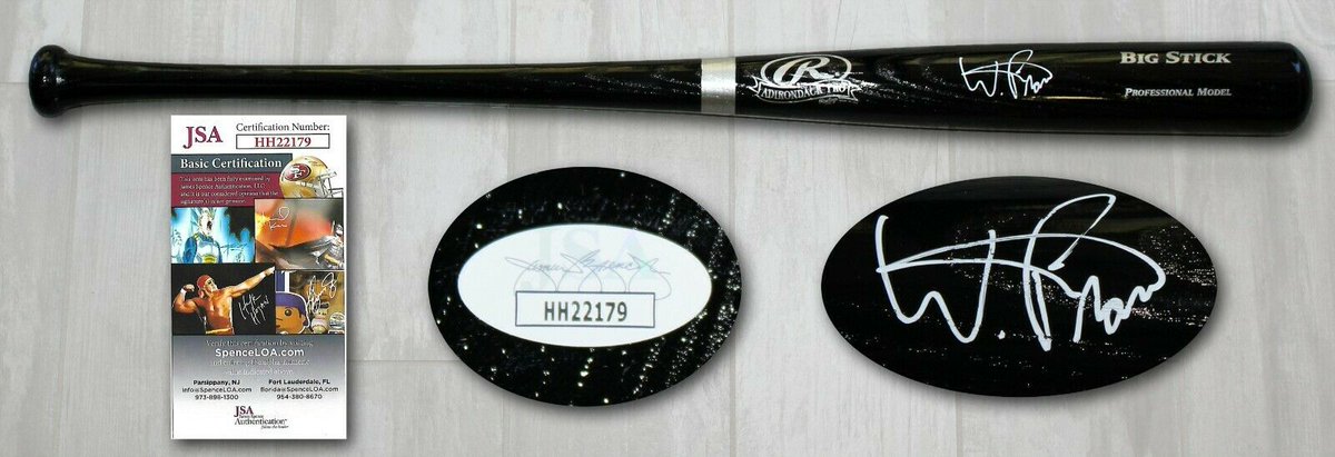 RSSignatures's tweet photo. Wander Franco autographed Baseball Bats now available 

https://t.co/yFeIPtp66O

#signed #wanderfranco #mlb #tampabayrays #rays #tampabay #topprospect #autographs #autograph #forsale #racctrusted #rts143 #racc #jsa https://t.co/pusFxgUBe2