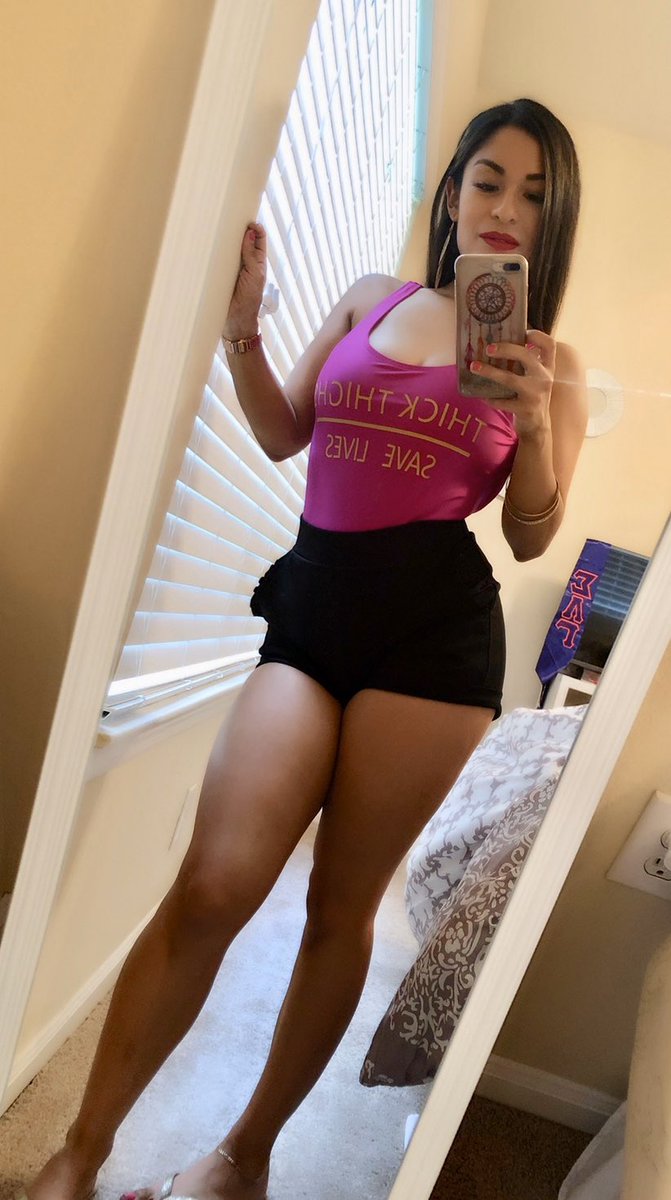 MizzPinkAmerica's tweet image. Pretty in Pink, Perfect in Purple 💗💜 #sigmalambdagamma #gammacall #womanofdistinction #foundersday