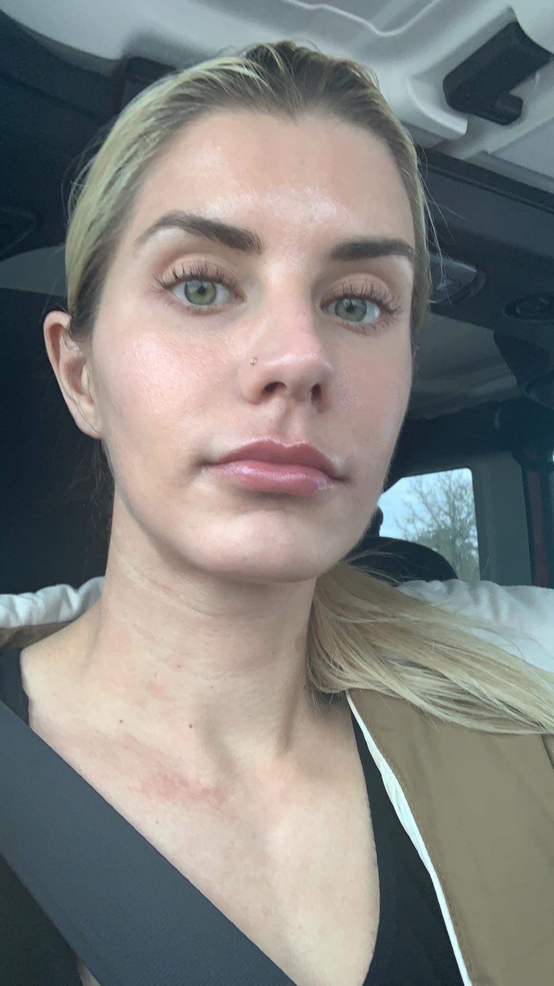 Cassie Bender on X: Fresh face no make up feeling myself ♠️💁🏼‍♀️  t.coj0yyEBIzvf  X