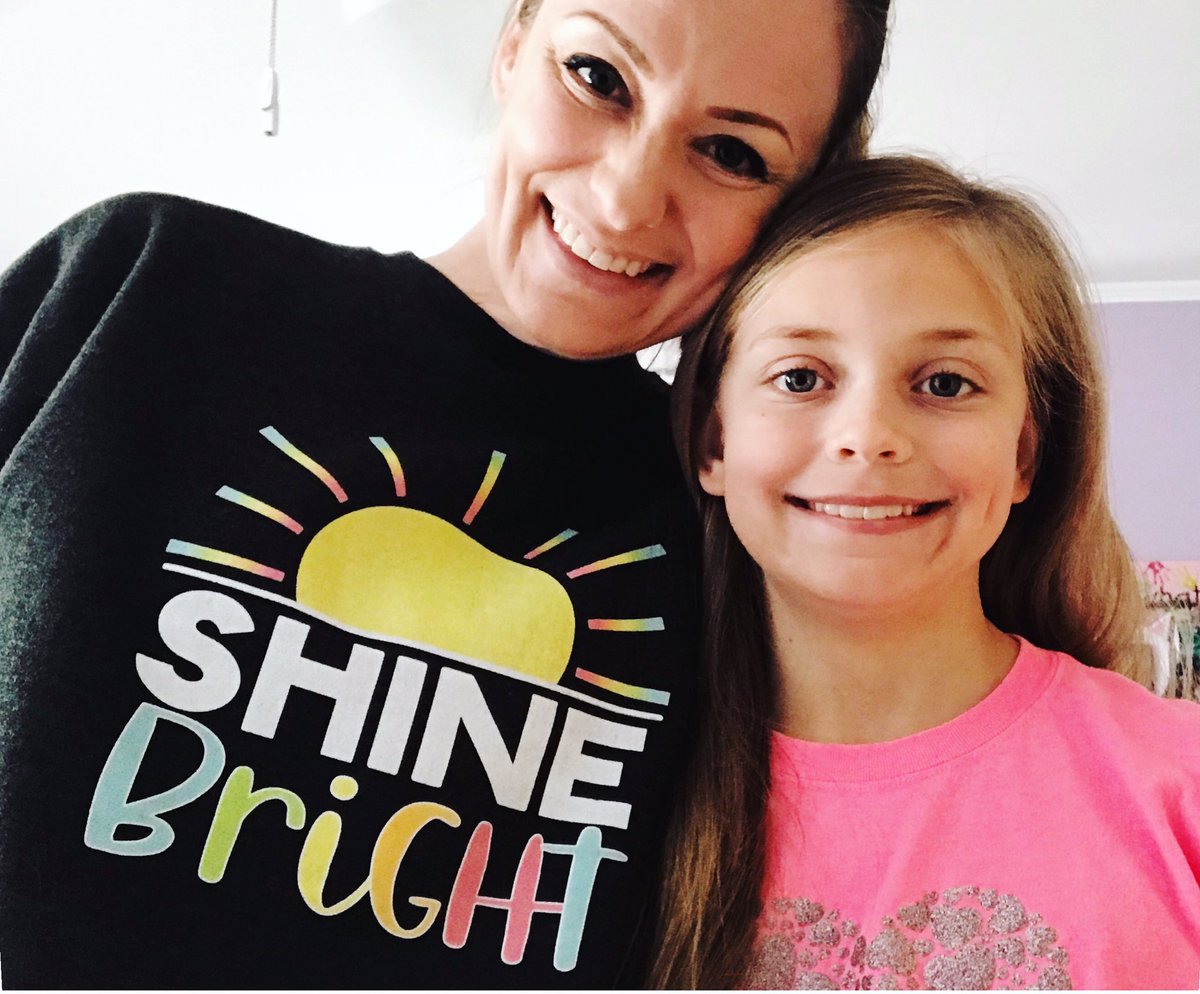 MrsFether's tweet photo. Virtual Spirit Week has been a blast! @bexleyschools @MarylandMallar1 #BEXSHINESBRIGHT #BexleyBold #MallardProud #FethersFlock https://t.co/H2pCDY61Jr