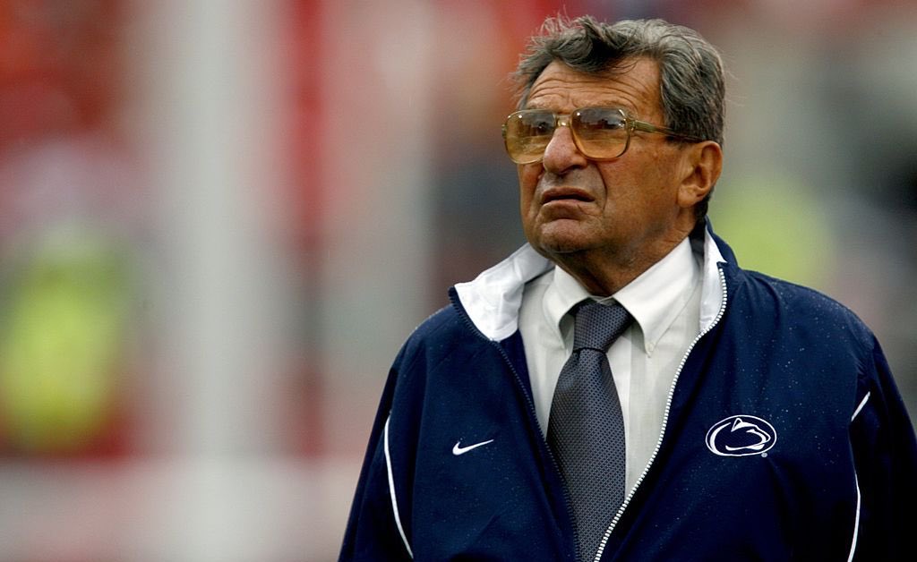 PennSt8Fan's tweet photo. The greatest coach and MAN! Happy 409 day! I love you coach! #JoePaForever #409Day @ScottPaterno @JayPaterno https://t.co/8P4KNzqoU3