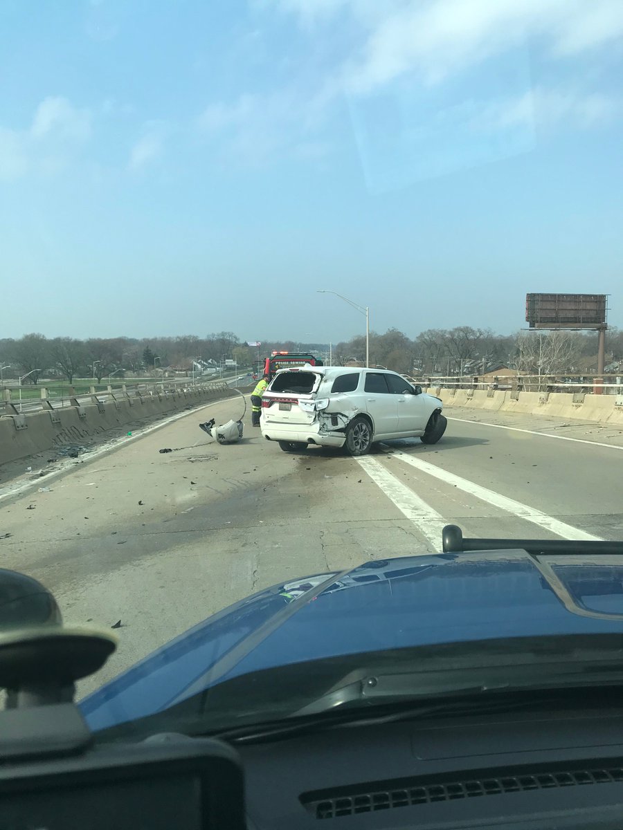 Members of the Michigan State Police continue to  #DoMIpart during the  #COVID19 emergency to keep Michiganders safe. Here’s a look at the  #ViewFromMyOffice of the Metro South Post responding to a traffic crash in Wayne County.