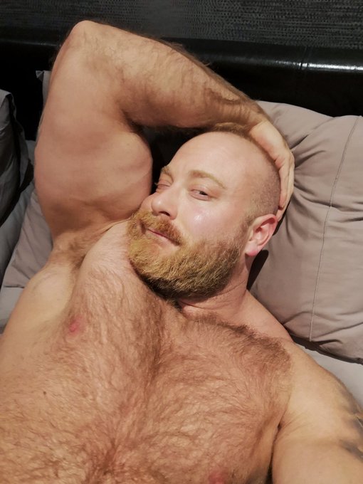 Watch vikingmusclebear's leaked NSFW photo on TwXstars
